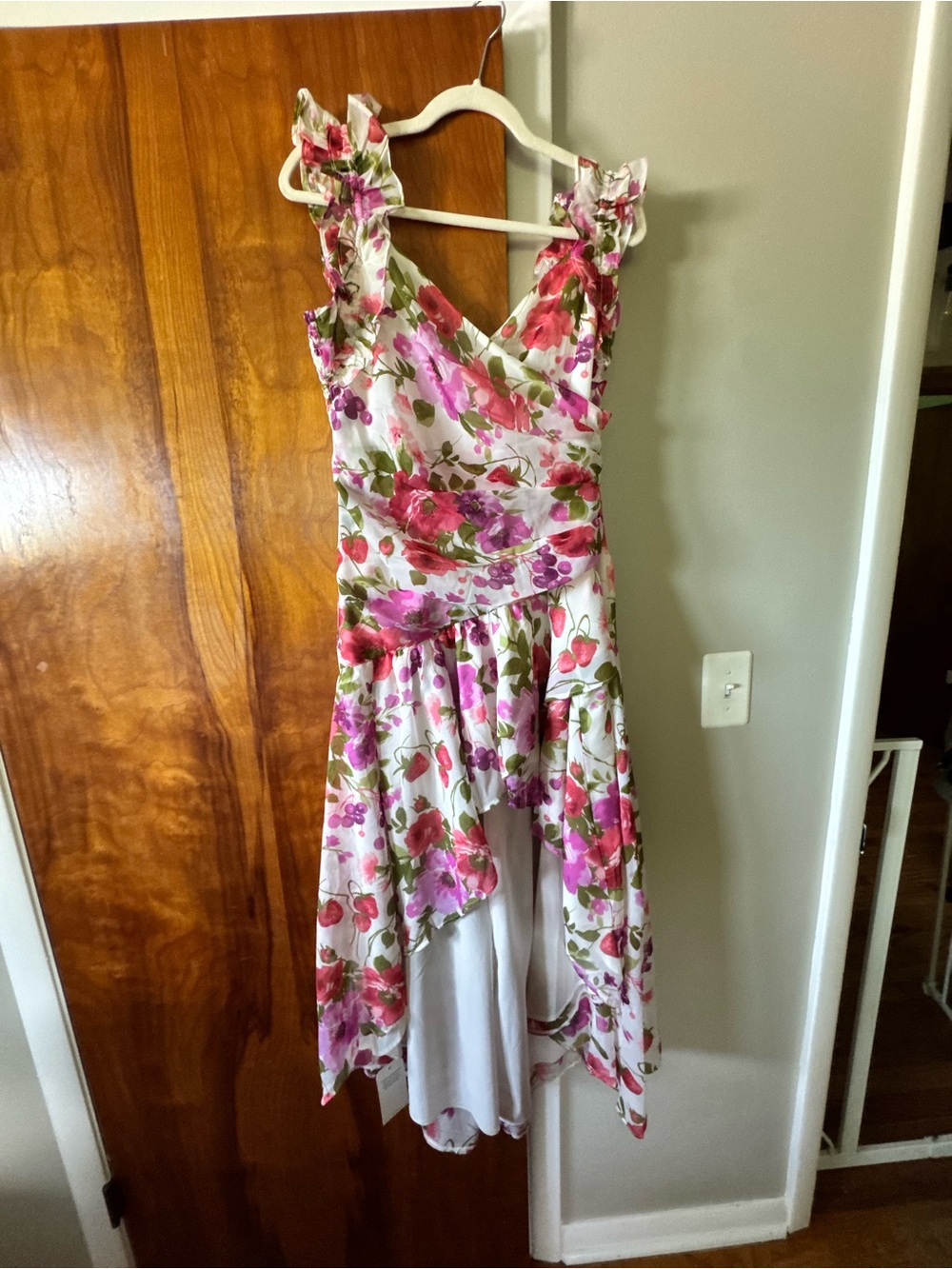 Abercrombie & Fitch White Floral Ruffled High-Low Dress